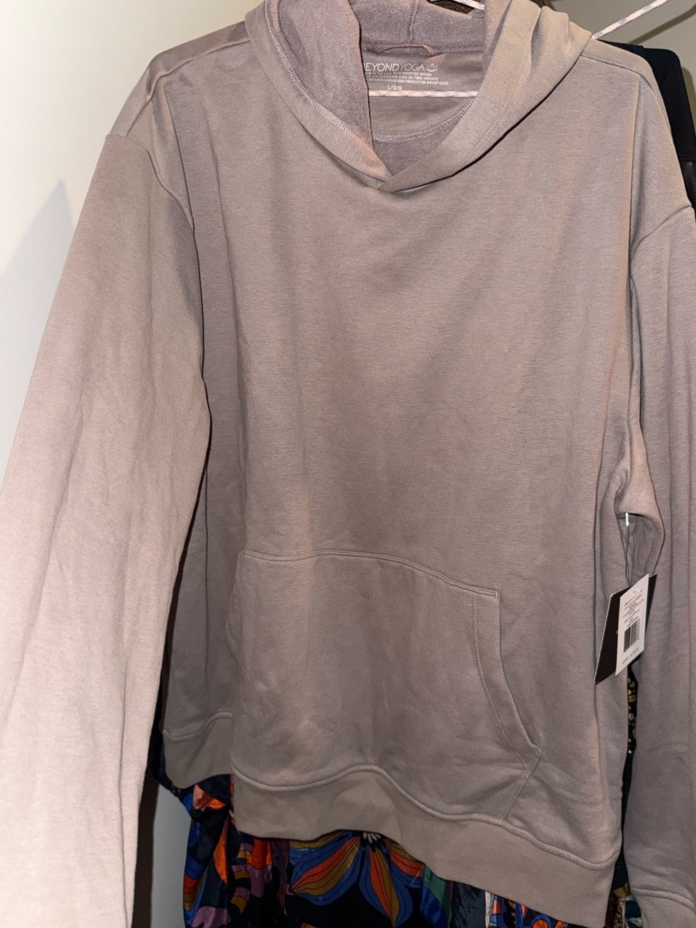 Beyond Yoga Oyster Colored Hooded Pullover (NWT)